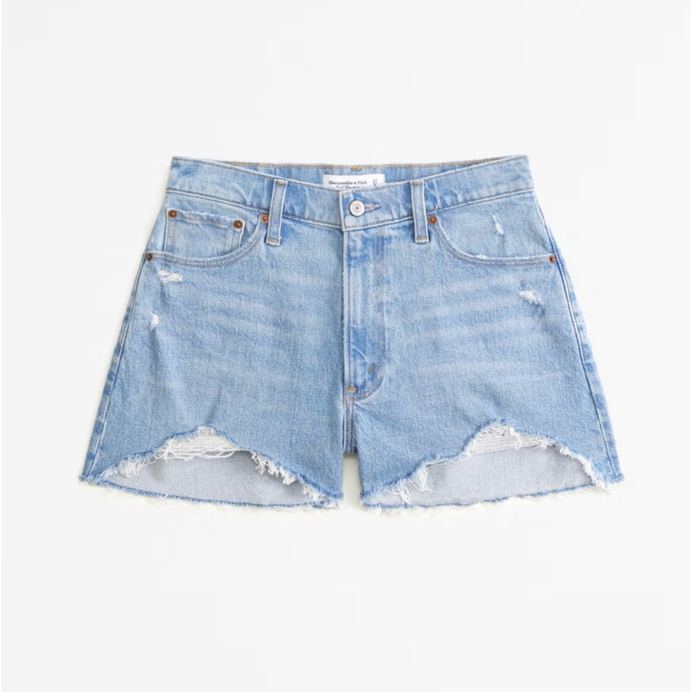 Abercrombie & Fitch 
Women's
Curve Love High Rise 4" Mom Short